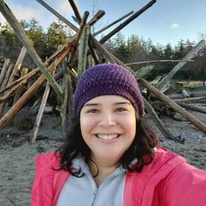 Meet your Posher, Claudia